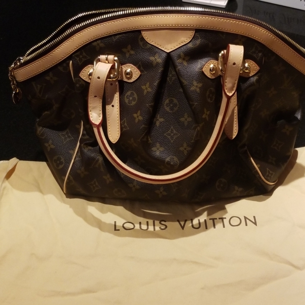 Louis Vuitton Tivoli GM with storage bag